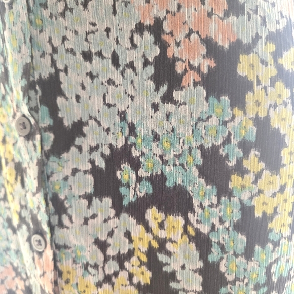 Pretty Loft Dress EUC - Picture 11 of 12